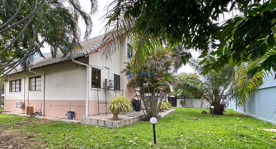 For rent 4 bedrooms house in Bang Lamung, Chonburi
