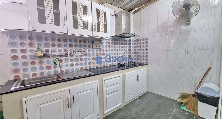 For rent 3 bedrooms house in Bang Lamung, Chonburi