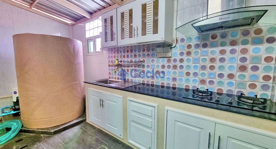 For rent 3 bedrooms house in Bang Lamung, Chonburi