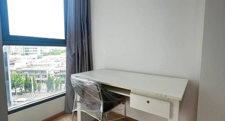 Condo en alquiler de 1 habitaciones en Bang Rak, Bangkok