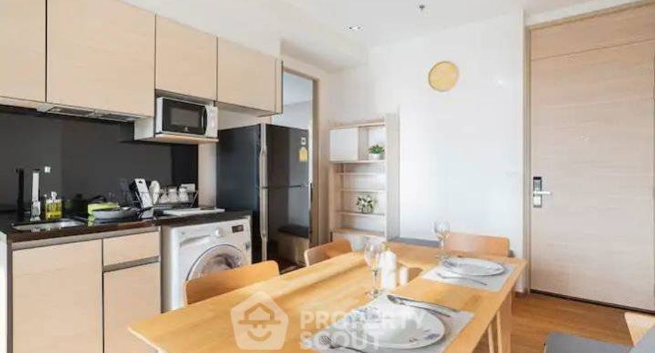 For rent 2 bedrooms condo in Khlong Toei, Bangkok