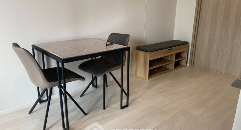 Wohnung zur Miete mit 1 Zimmer in Pathum Wan, Bangkok