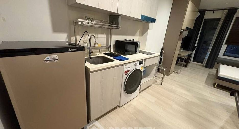 For rent 1 bed condo in Pathum Wan, Bangkok