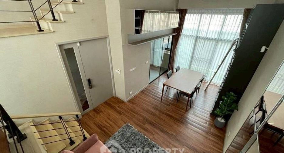 For rent 3 bedrooms townhouse in Suan Luang, Bangkok