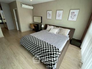 For rent 3 bedrooms townhouse in Suan Luang, Bangkok