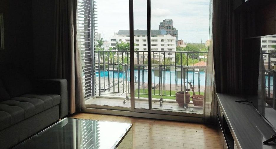 À louer 2 chambres condo à Khlong Toei, Bangkok