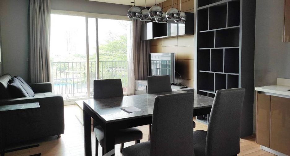 À louer 2 chambres condo à Khlong Toei, Bangkok