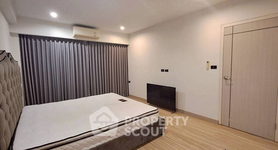 For rent 1 bed apartment in Phra Khanong, Bangkok