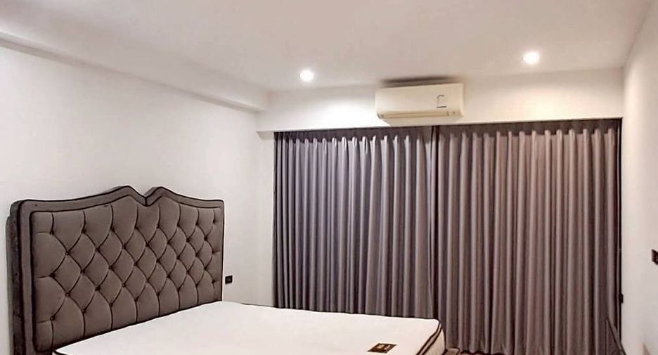 For rent 1 bed apartment in Phra Khanong, Bangkok