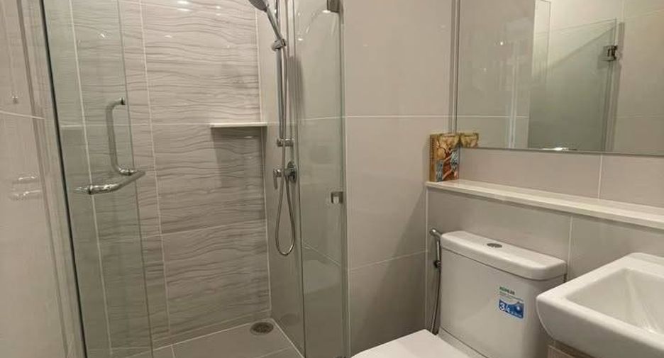 Condo en alquiler de 1 habitaciones en Khlong Toei, Bangkok