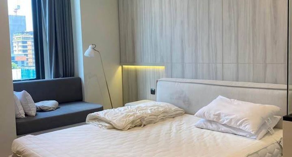For rent 1 bed condo in Pathum Wan, Bangkok