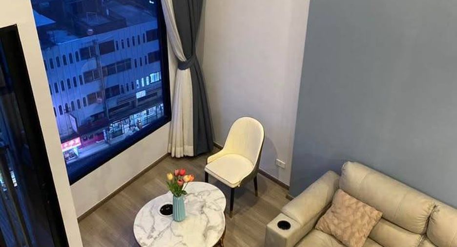 Condo en alquiler de 1 habitaciones en Huai Khwang, Bangkok