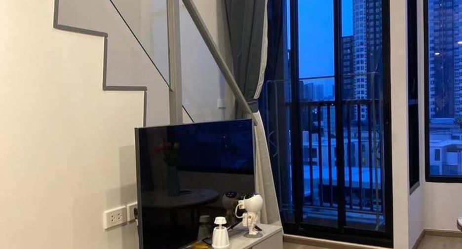 Condo en alquiler de 1 habitaciones en Huai Khwang, Bangkok