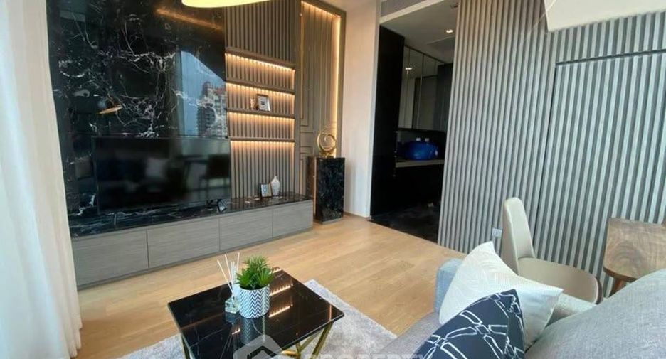 For rent 1 bed condo in Pathum Wan, Bangkok