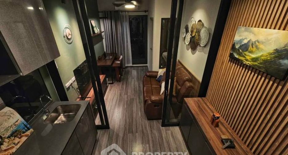 Wohnung zur Miete mit 1 Zimmer in Bang Rak, Bangkok
