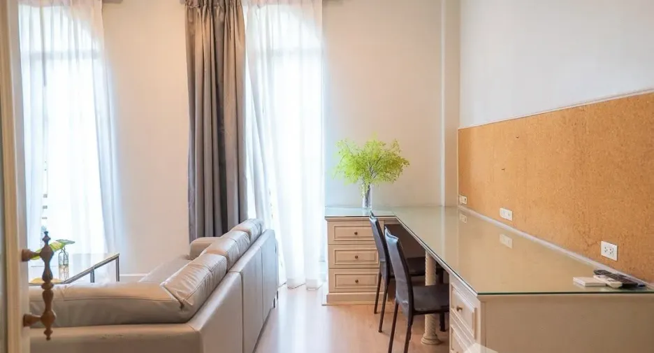 Haus zur Miete mit 3 Zimmer in Yan Nawa, Bangkok