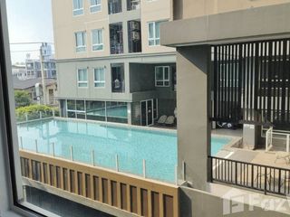 Wohnung zur Miete mit Studio in Phra Khanong, Bangkok