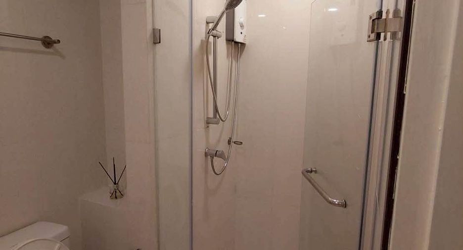 À louer 1 chambre condo à Bang Na, Bangkok
