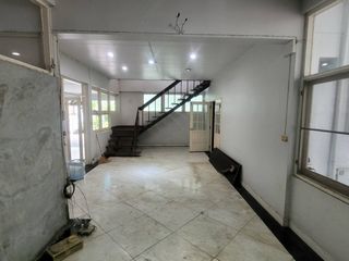 For rent 3 bedrooms house in Watthana, Bangkok