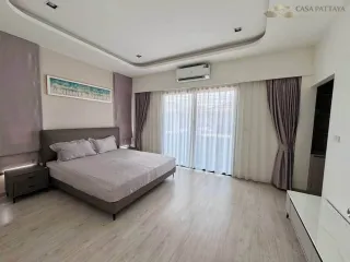 Haus zum Kauf mit 4 Zimmer in Bang Lamung, Chonburi