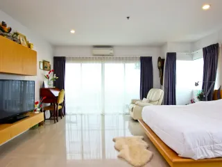 For sale 1 bed condo in Bang Lamung, Chonburi