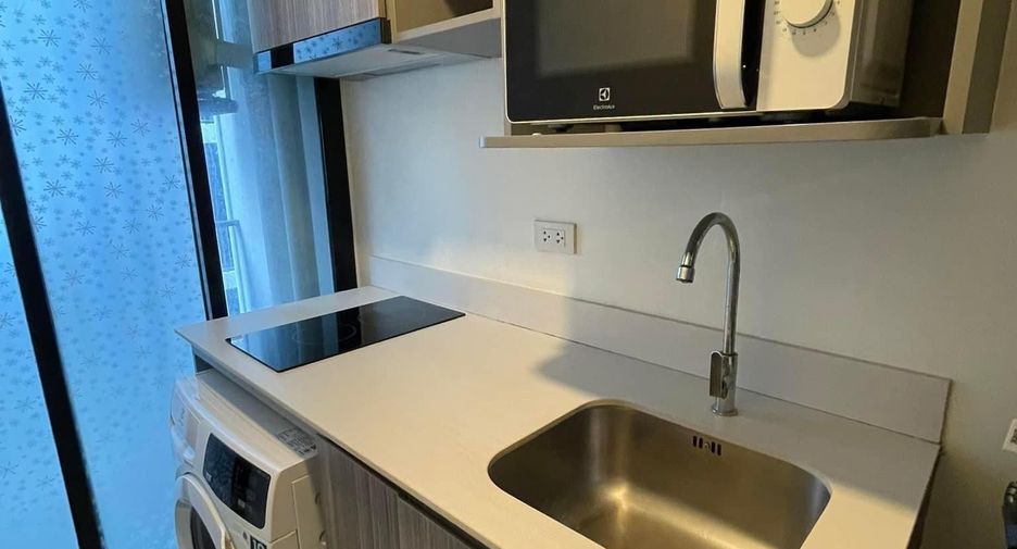 Condo en alquiler de 1 habitaciones en Khan Na Yao, Bangkok
