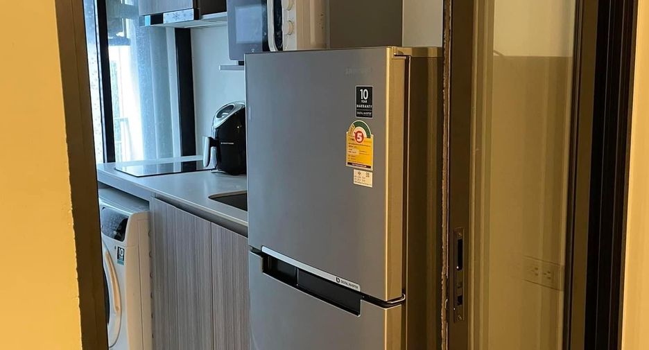 Condo en alquiler de 1 habitaciones en Khan Na Yao, Bangkok