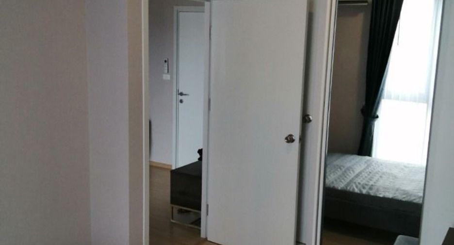Wohnung zur Miete mit 1 Zimmer in Bang Phlat, Bangkok