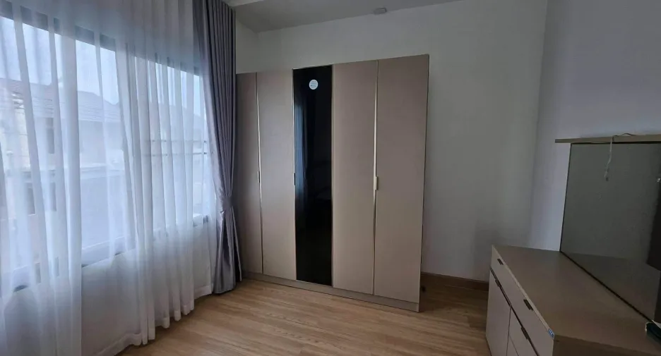 For rent 4 bedrooms house in Bang Lamung, Chonburi