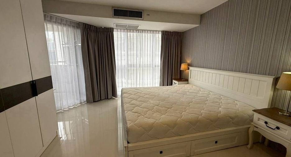 Apartment zur Miete mit 3 Zimmer in Khlong Toei, Bangkok