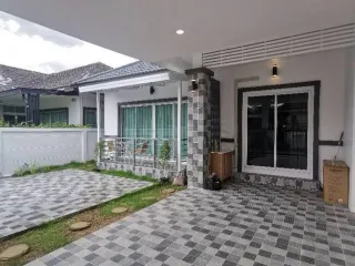 For Rent 3 Bedroom House In Mueang Phuket