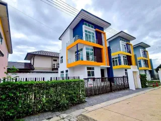 For sale 3 bedrooms house in Sam Phran, Nakhon Pathom