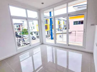 For sale 3 bedrooms house in Sam Phran, Nakhon Pathom