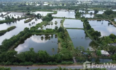 Terreno en venta en Nakhon Chai Si, Nakhon Pathom