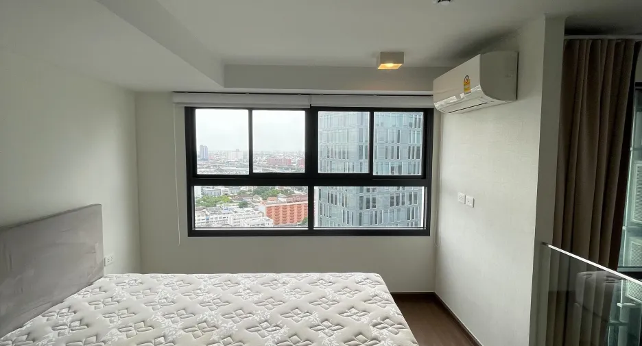 À louer 2 chambres condo à Bang Kapi, Bangkok