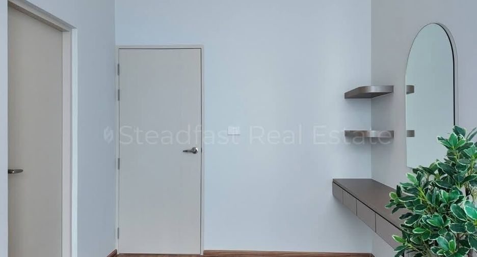 For rent 3 bedrooms townhouse in Bang Phli, Samut Prakan