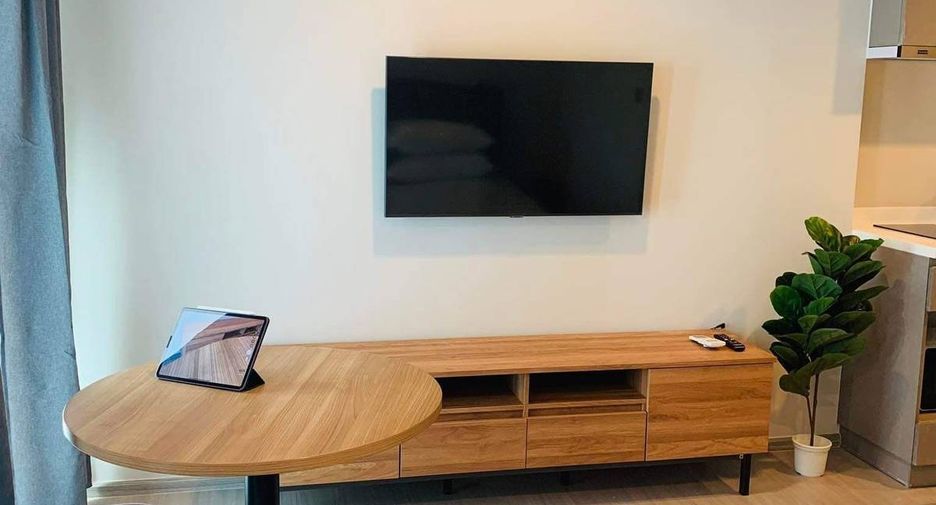 Condo en alquiler de 1 habitaciones en Huai Khwang, Bangkok