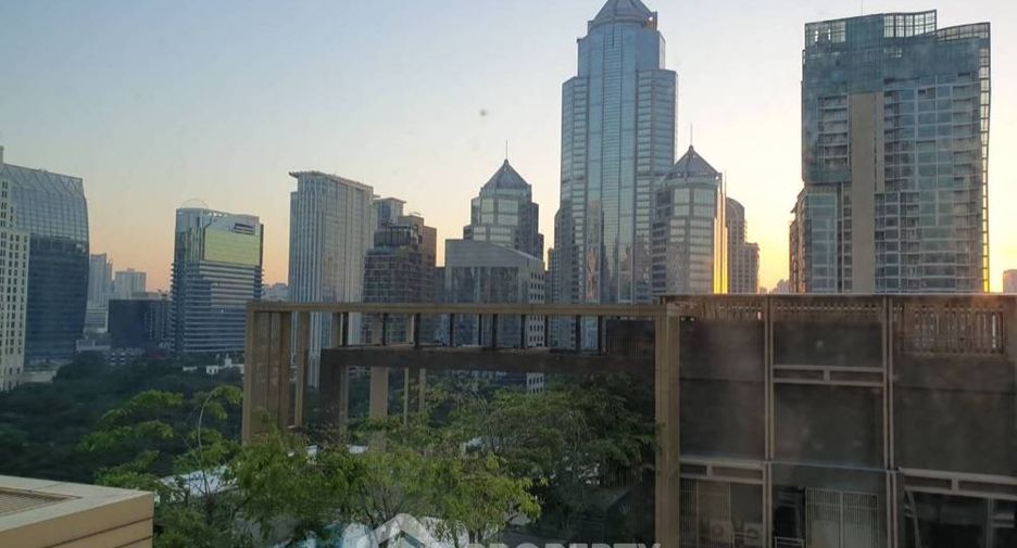 For sale 1 Beds condo in Pathum Wan, Bangkok