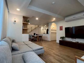For rent 3 ベッドルーム condo in Yan Nawa, Bangkok