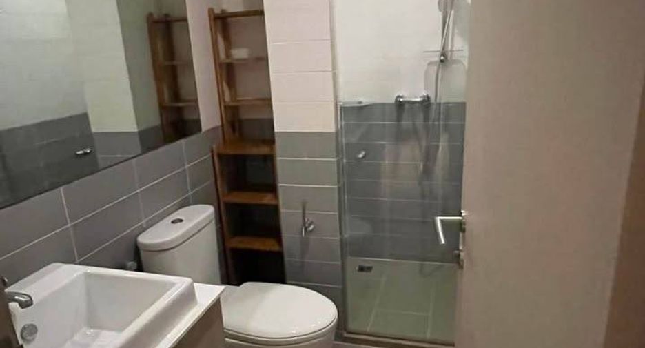 Wohnung zur Miete mit 2 Zimmer in Khlong San, Bangkok