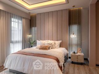 Casa en venta de 4 habitaciones en Lat Phrao, Bangkok