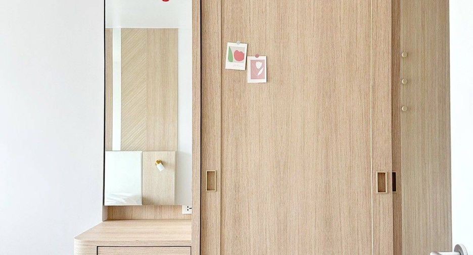 For sale 2 bedrooms condo in Huai Khwang, Bangkok
