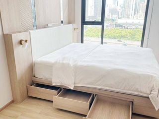 For sale 2 bedrooms condo in Huai Khwang, Bangkok