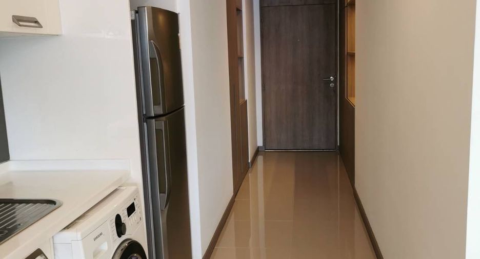 For sale 2 bedrooms condo in Khlong Toei, Bangkok