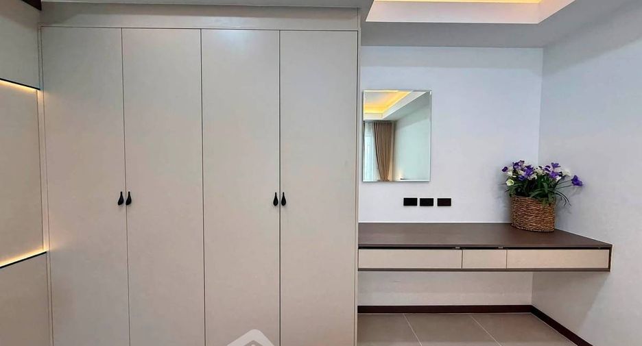 Condo en venta de 2 habitaciones en Jomtien, Pattaya