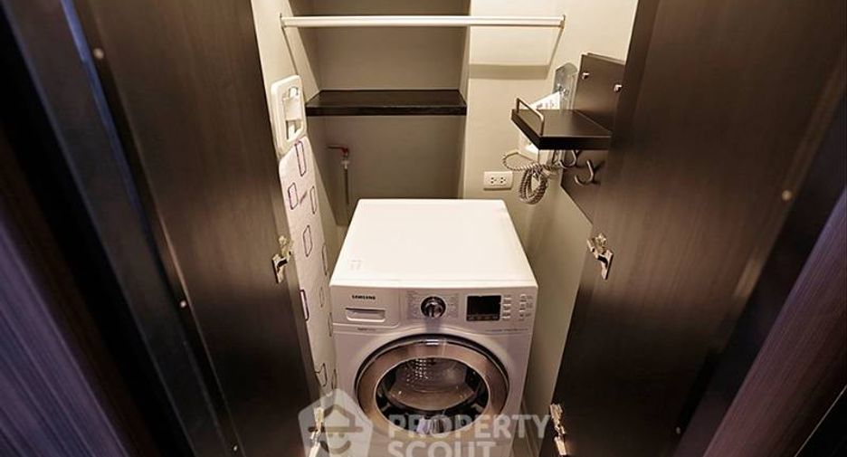 À vendre 1 chambre condo à Khlong Toei, Bangkok