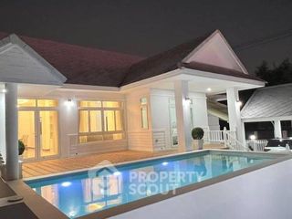 Villa en venta de 3 habitaciones en Bang Lamung, Chonburi
