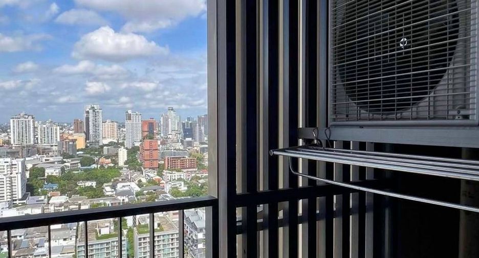Wohnung zur Miete und zum Kauf mit 1 Zimmer in Khlong Toei, Bangkok