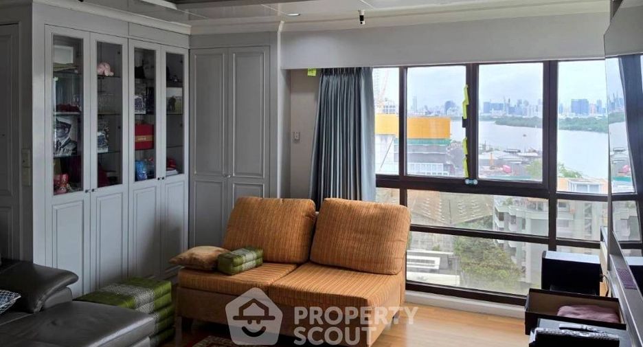 For sale 2 bedrooms condo in Yan Nawa, Bangkok