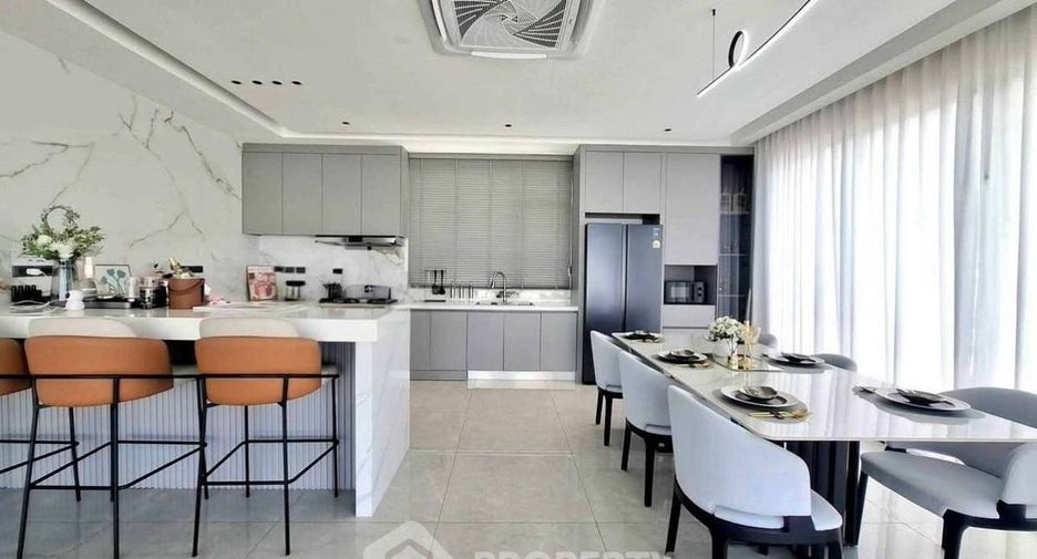 À vendre 4 chambres villa à Bang Lamung, Chonburi